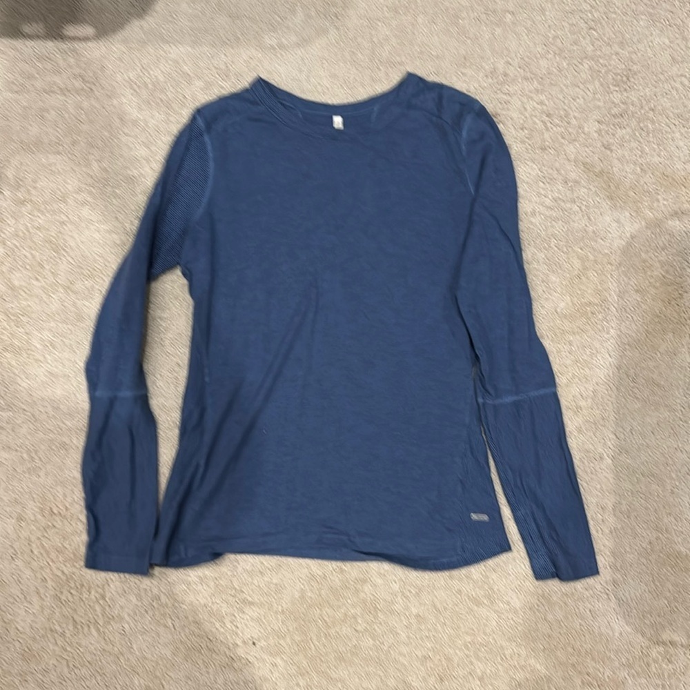 Mountain Khaki blue striped long sleeve women’s t-shirt size medium